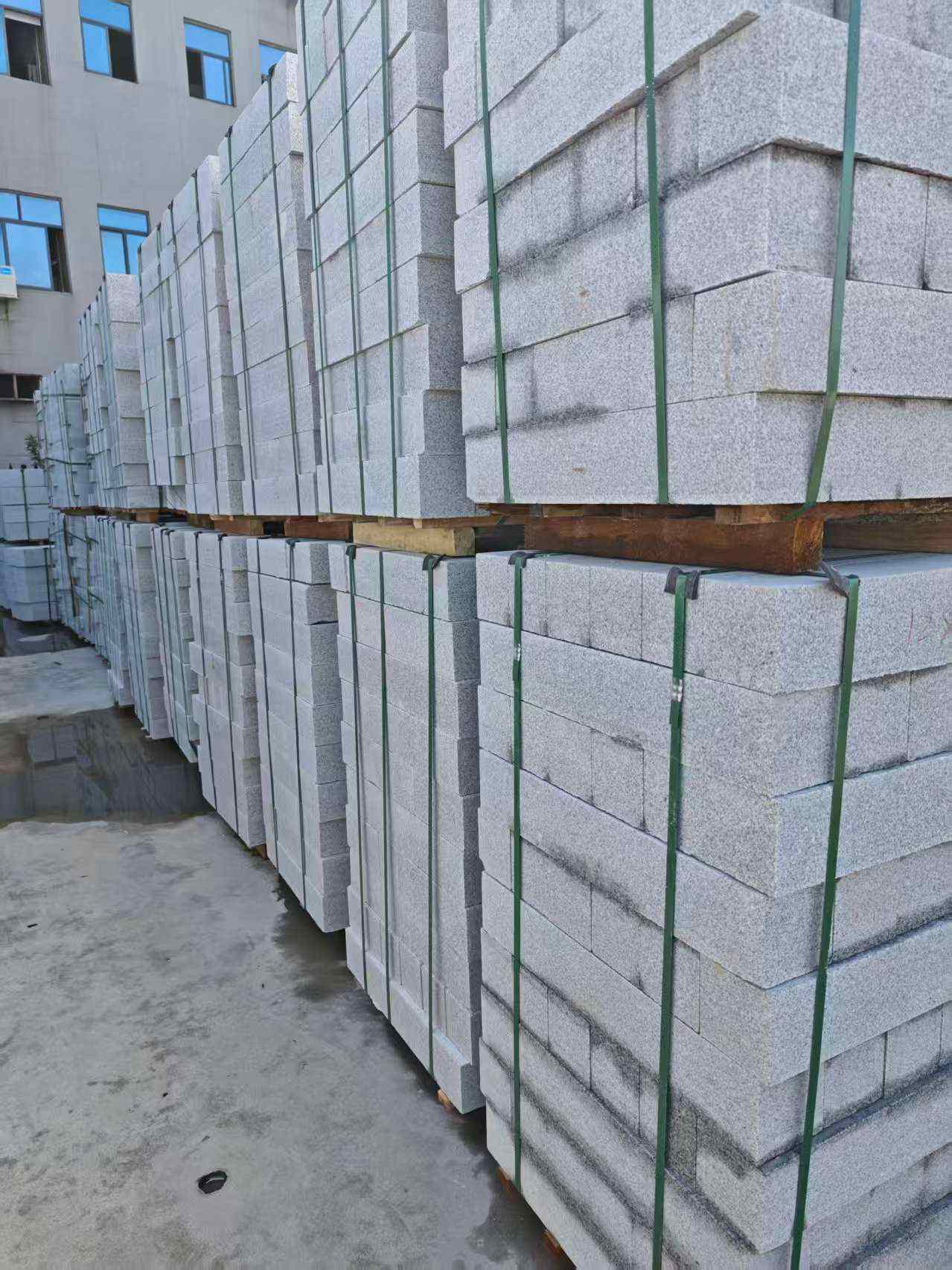 眉山芝麻白路牙石，路侧石