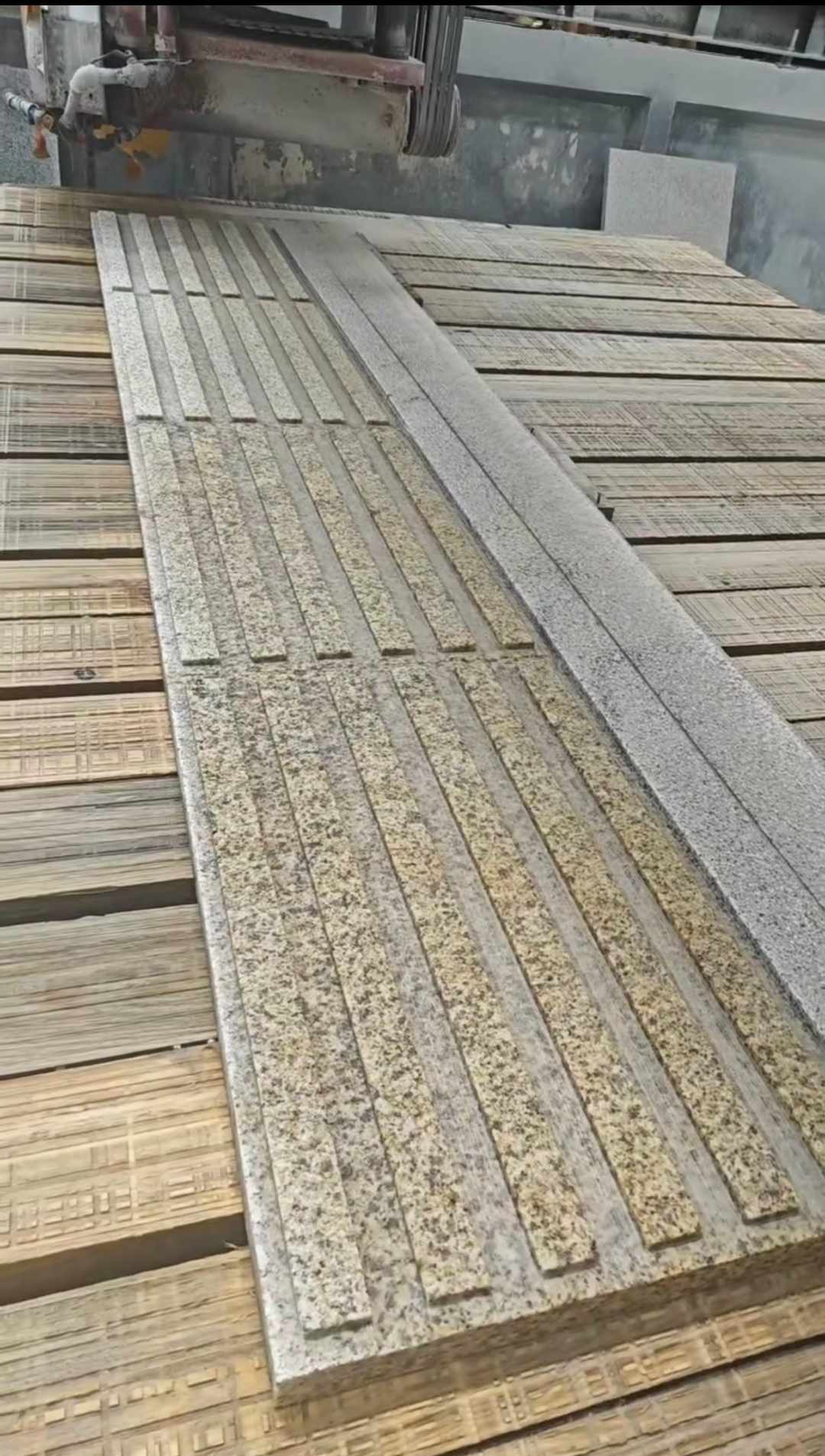 眉山黄金麻盲道石 盲条